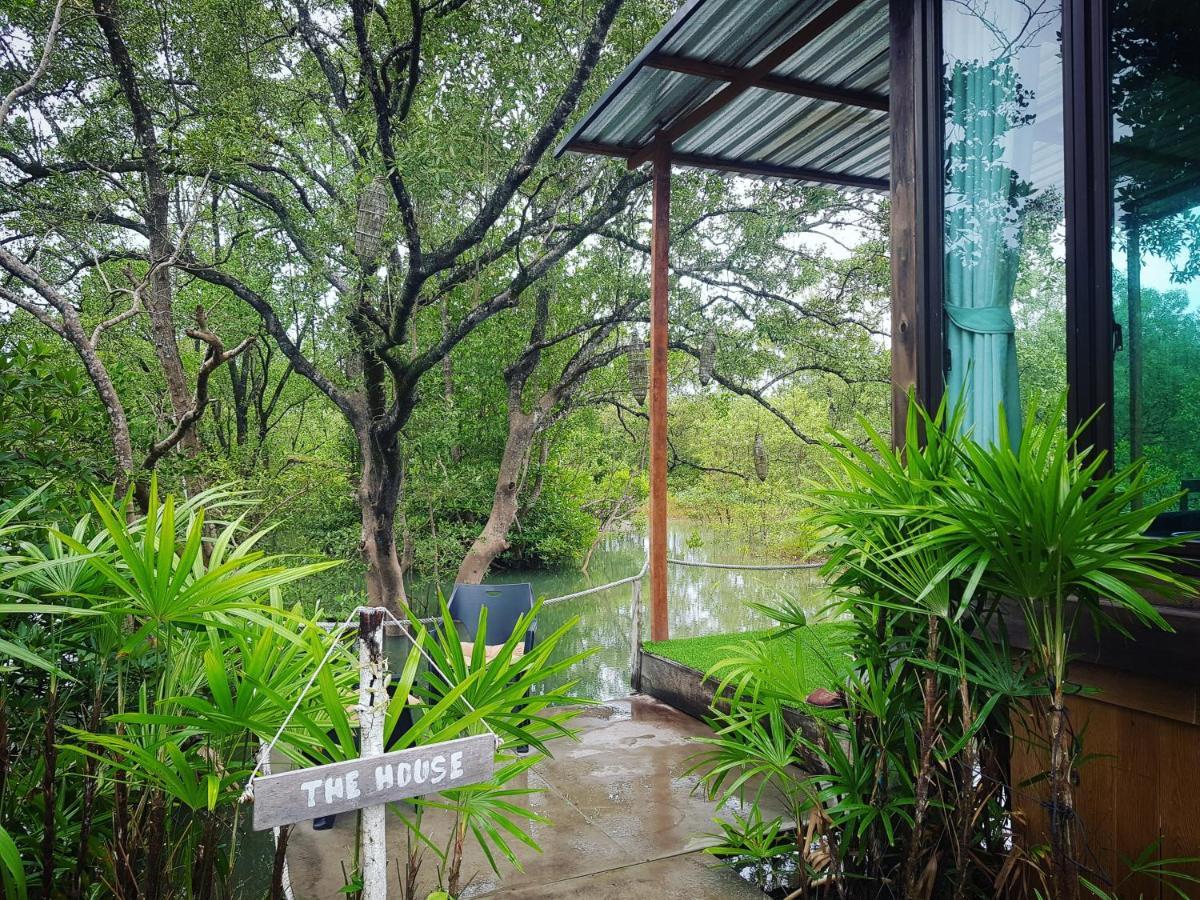 Calm At Bangphat Bor Saen Luaran gambar
