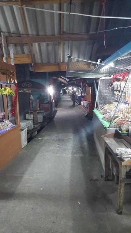 Calm At Bangphat Bor Saen Luaran gambar